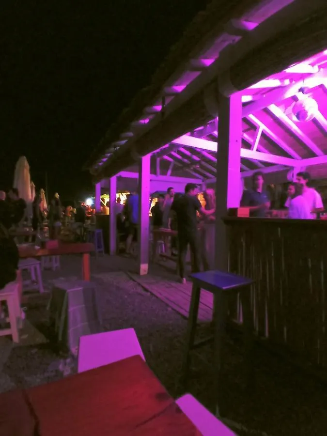 Mar De Vida Playa Hostel Калаонда